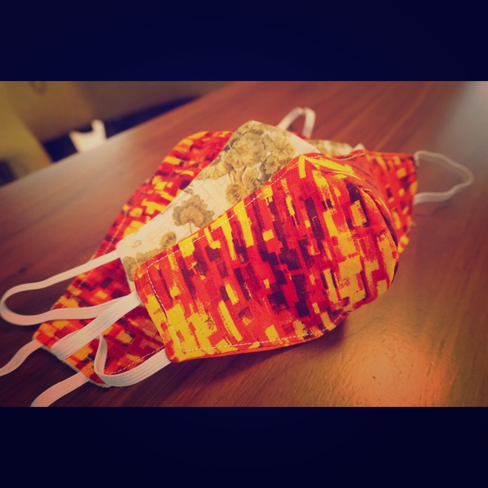 Non-medical Face Mask - Picture 1 of 4